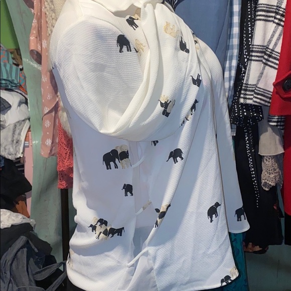 Zara Basic white button up size xsmall - Picture 3 of 5